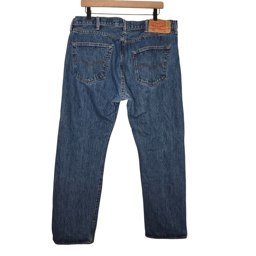 Levi's Mens 501 Dark Wash Buttonfly Sttaight Leg Denim Jeans Size 38 x 30 - Picture 2 of 11